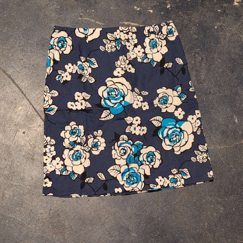 Bass Floral Pencil Skirt in Navy and Blue